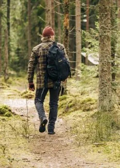 PINEWOOD RYGGSÄCK SCANDINAVIAN OUTDOOR LIFE 40L -Fisketillbehör affär 1909 400 41 Pinewood Env 0001 0007 0002 5008 728 5790 443 1121 594 1122 594 1909 400