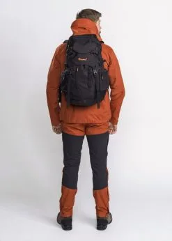 PINEWOOD RYGGSÄCK SCANDINAVIAN OUTDOOR LIFE 40L -Fisketillbehör affär 1909 400 62 Pinewood Mod 0005 0005 0080 5303 524 5304 455 1909 400